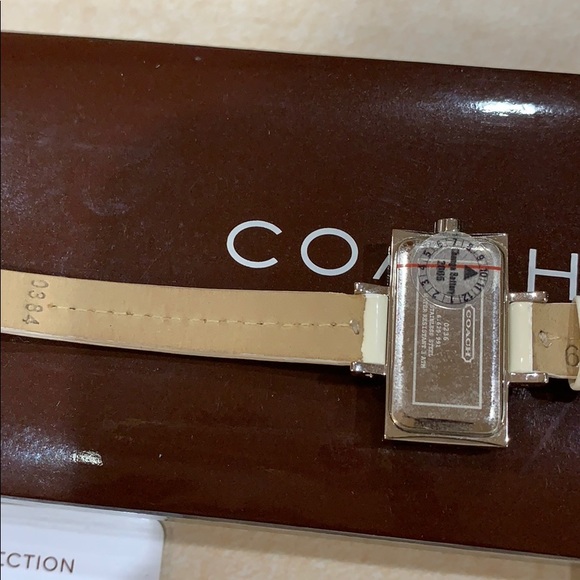 COACH WATCH - Picture 4 of 8